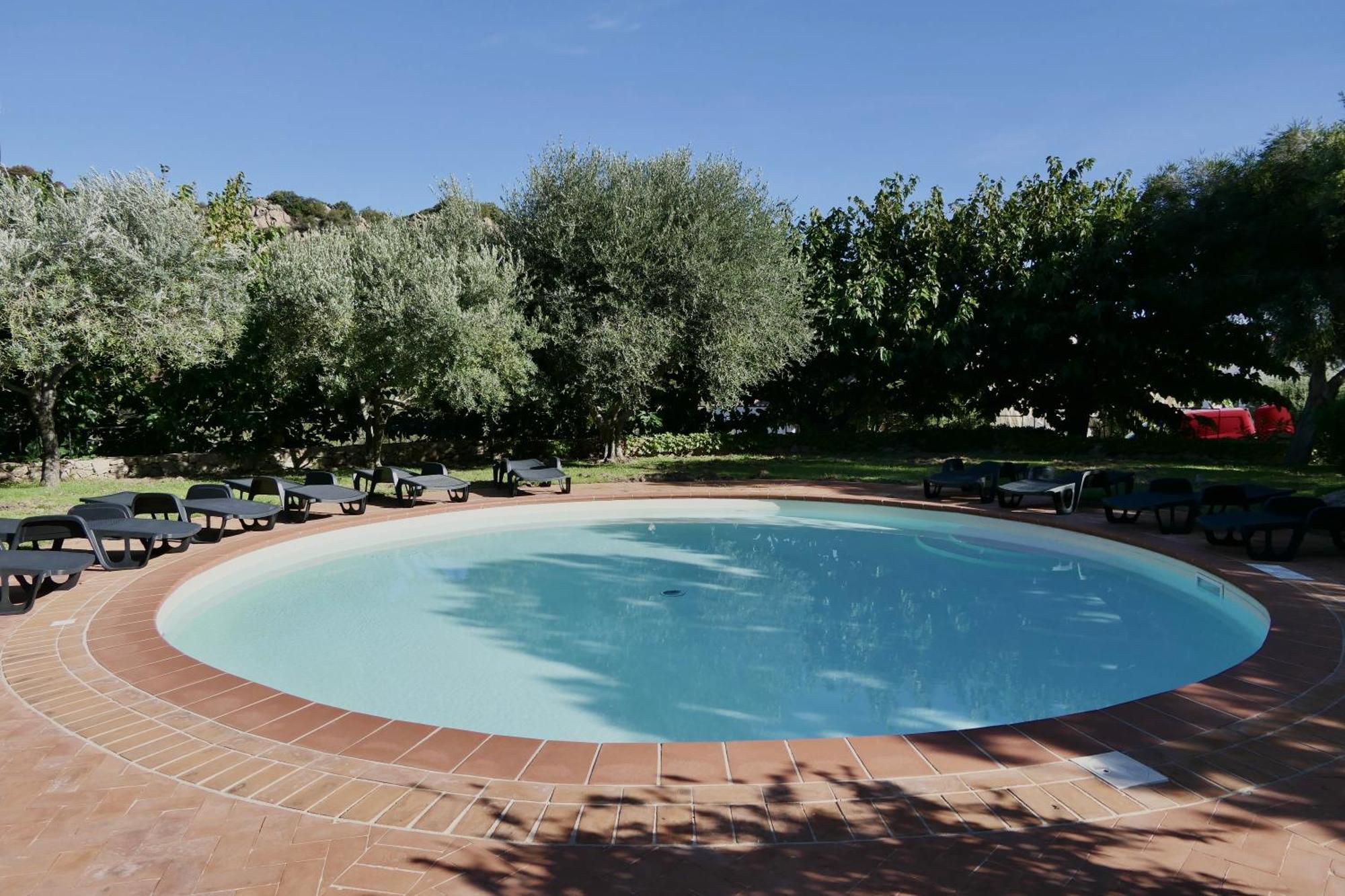 Residence Con Piscina A Liscia Di Vacca, 350 Mt Dal Mare, 3 Km Da Porto Cervo Εξωτερικό φωτογραφία