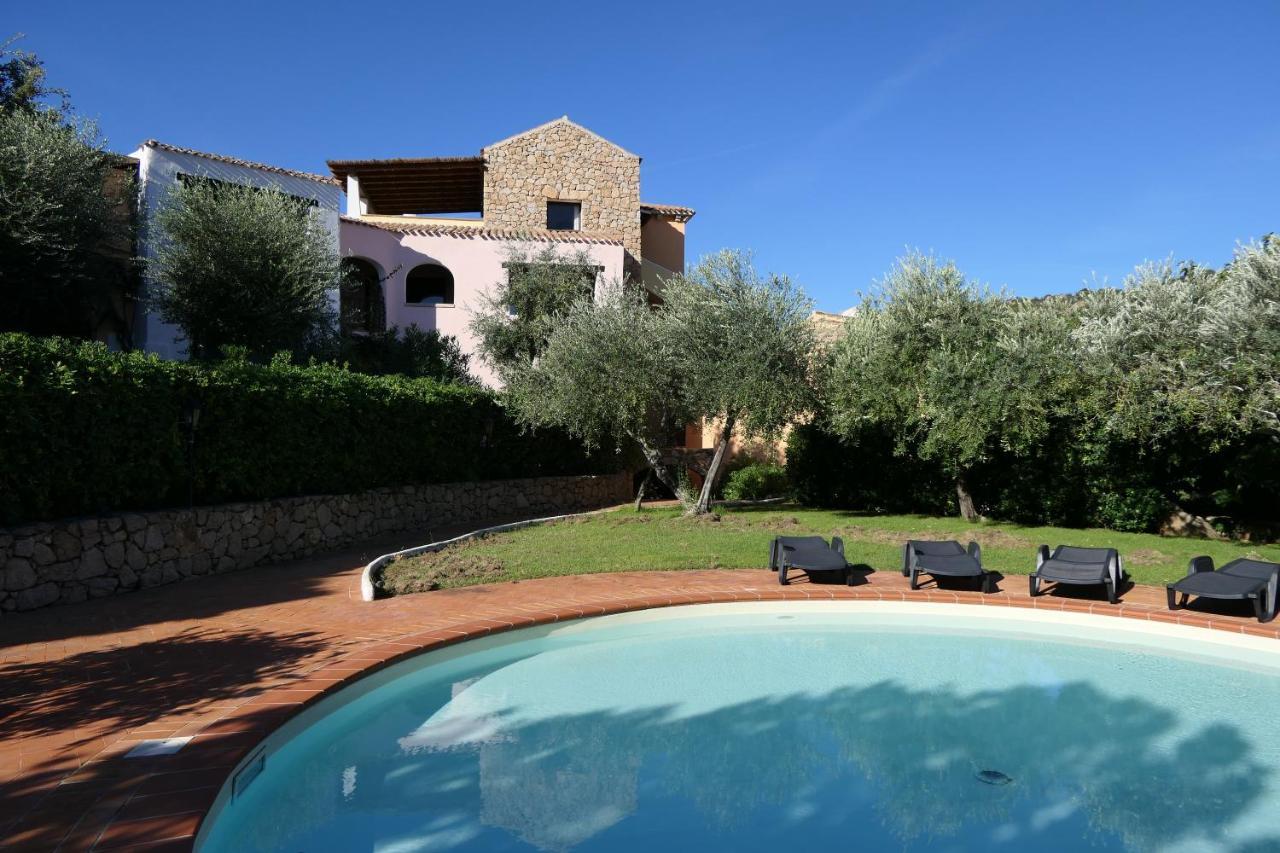 Residence Con Piscina A Liscia Di Vacca, 350 Mt Dal Mare, 3 Km Da Porto Cervo Εξωτερικό φωτογραφία